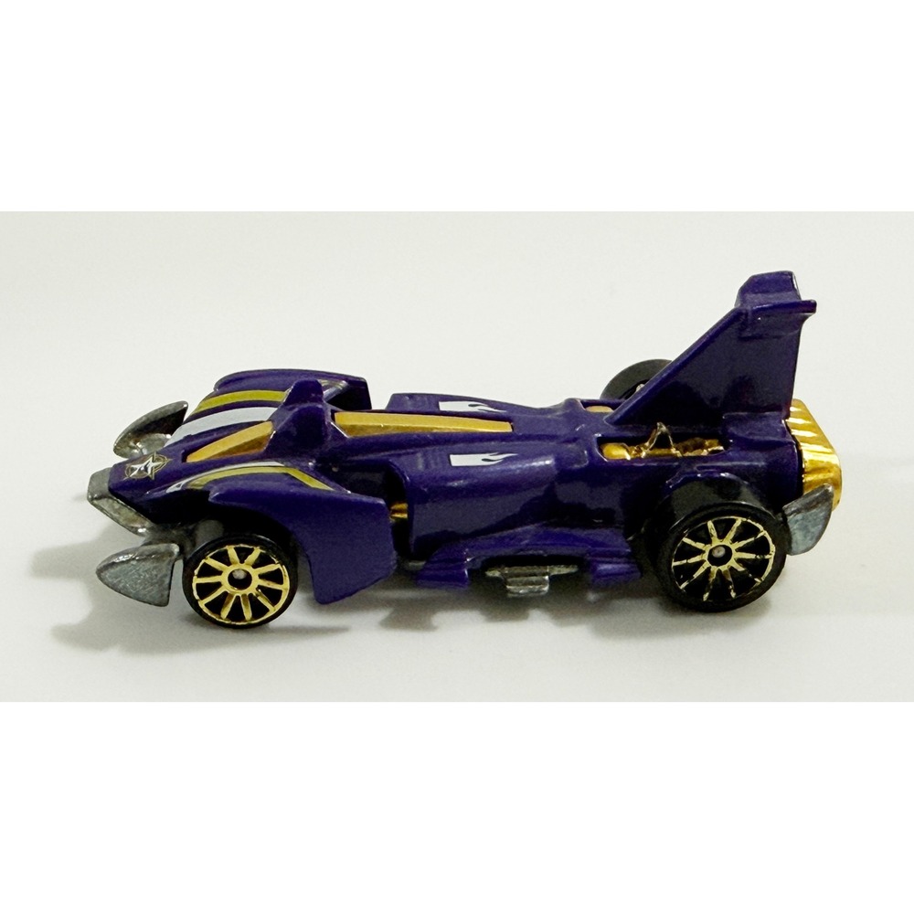 Hot‎ Wheels Jet Threat 4.0 Toy Car Purple Gold Racing Jet Series 1:64 Scale